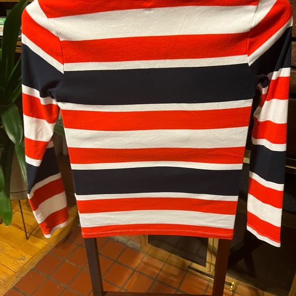 Brand new Tommy Hilfiger V-neck cotton sweater size M - Picture 7 of 7